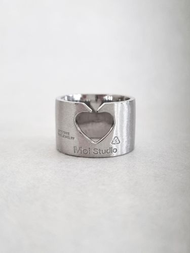 Silver Clip Ring - MOI studio - Modalova