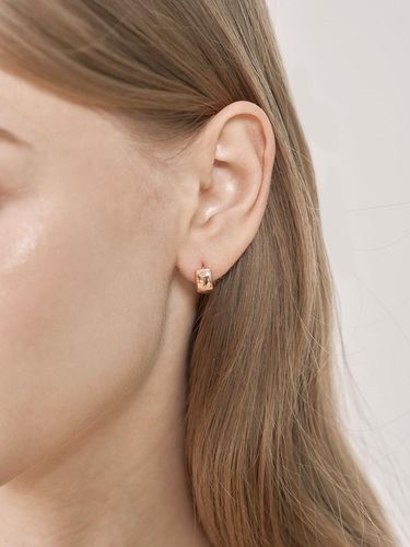 K Volume Simple One-Touch Earring (gold filled) - CRANNE - Modalova