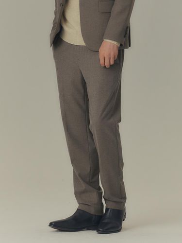 Warm] Tapered tissue deformation banding slacks - MIND BRIDGE MEN - Modalova