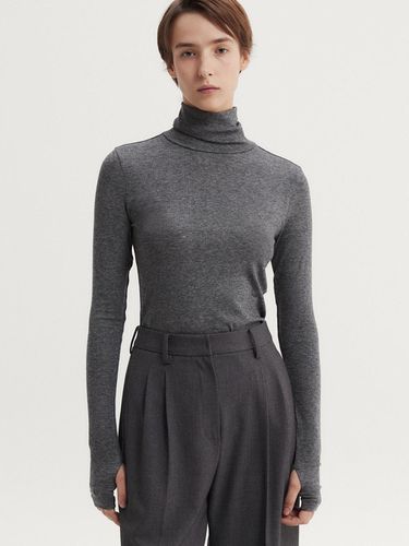 WOOL TURTLENECK TOP (6 COLORS) - EAAH - Modalova