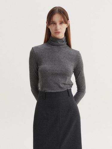 WOOL TURTLENECK TOP (6 COLORS) - EAAH - Modalova