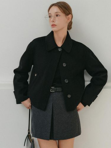 Exclusive] Jane Handmade Short Jacket_Black / JAN - LOOKAST - Modalova