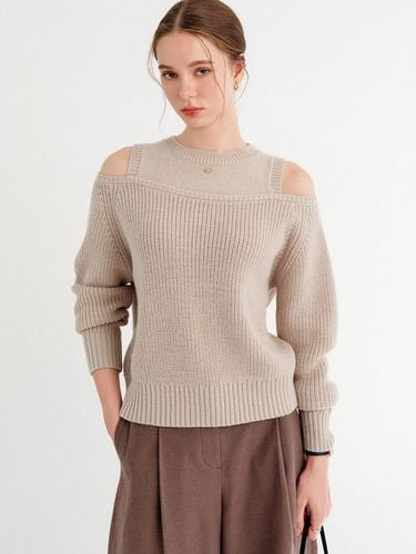 Gigi Cut-out Layered Knit Top - Beige - LOOKAST - Modalova