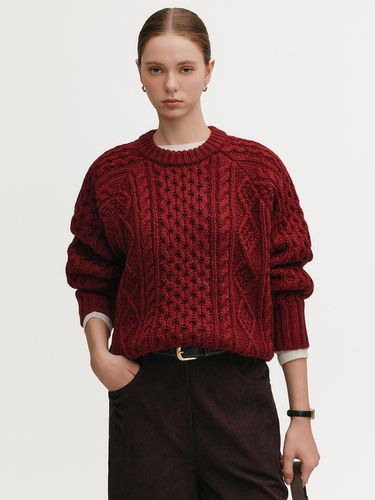 Jade wool cable sweater_Burgandy / JADE WOOL CABLE - LOOKAST - Modalova