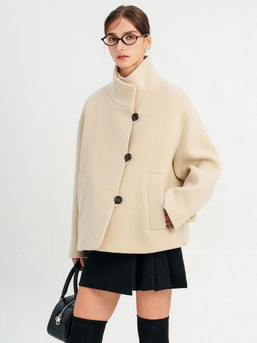 Nib Wool Half High Neck Coat_Beige / NIVE WOOL HAL - LOOKAST - Modalova