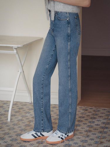 Classic Straight Denim Pants - Blue - TILLIDIE - Modalova