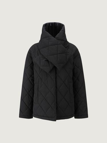 Quilting Hooded Short Padded Jacket Black - DEKAVV - Modalova