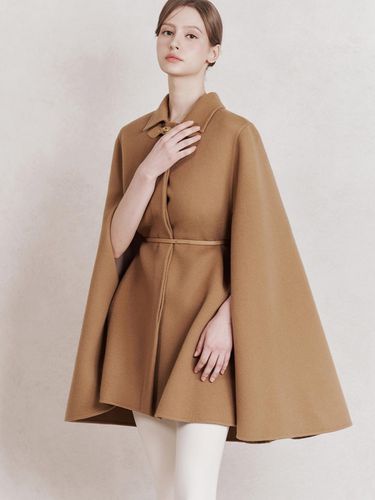 Merry Shawl Coat (Camel) - GRACE U - Modalova