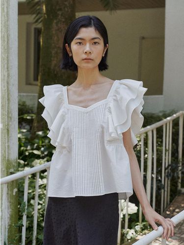 Erika Cotton Blouse in White - LO61 - Modalova