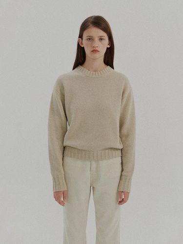 Crewneck Sweater in Beige - LO61 - Modalova