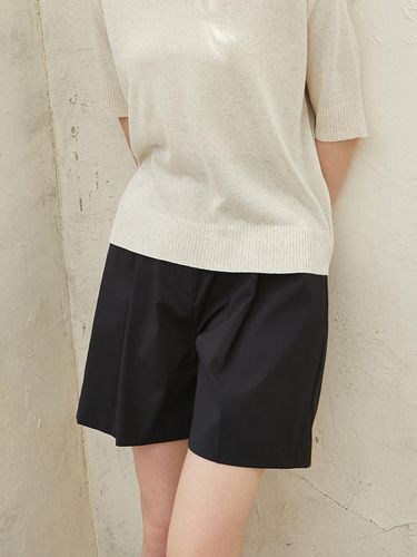 Single pleated shorts_BLACK - a.riff - Modalova