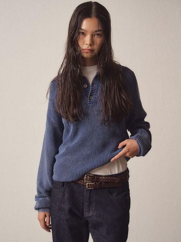 Pigment Dyed Collar Knit Sweater [Blue] - EZIO - Modalova