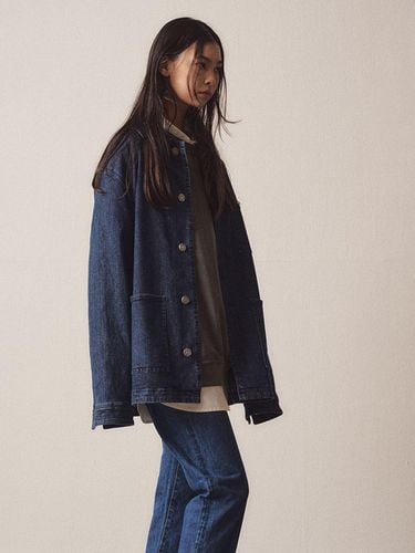 Oversized Utility Pocket Denim Jacket [Indigo] - EZIO - Modalova