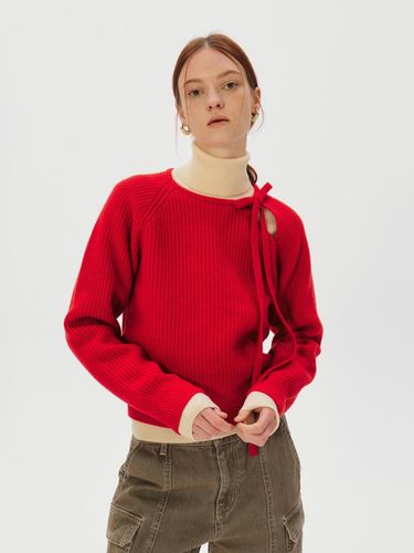 Ribbon Tie Slit Merino Wool Sweater - KUME - Modalova