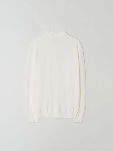 Standard Fit Basic Half Turtleneck_Ivory - EZIO - Modalova