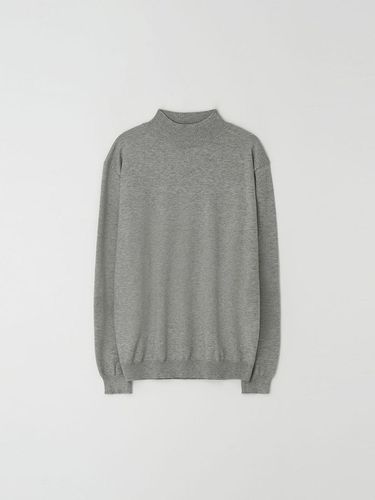 Standard Fit Basic Half Turtleneck_Grey - EZIO - Modalova