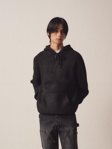 Milano Elbow Patch Hoodie Knit_Black - EZIO - Modalova