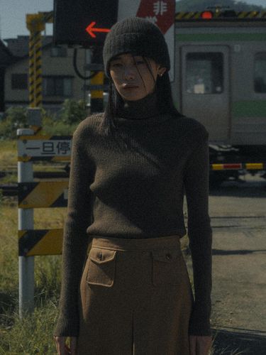 WINTER WOOL TURTLE NECK KNIT_BROWN - SAGEMENT - Modalova