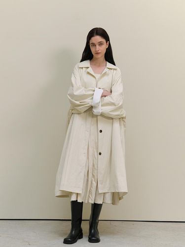 Classic Overfit trench coat - Cream - dankedir - Modalova