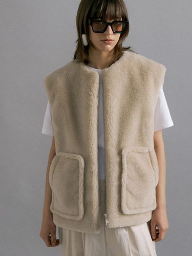 OLI over fur vest - molliolli - Modalova