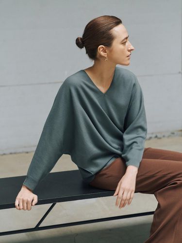 V-neck loose pullover (green) - LEHEE - Modalova