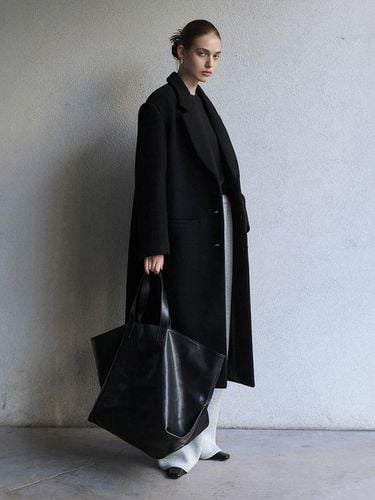 Three Button Winter Coat_BLACK - ONE - Modalova