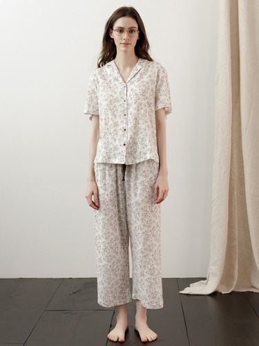 KOZNOK Marronier Flower Pajamas Set - KOZNOK - Modalova