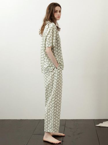 KOZNOK Floral Pajamas Set - KOZNOK - Modalova