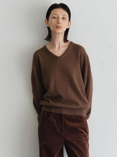 V Neck Pull Over Knit_Brown - RRACE - Modalova