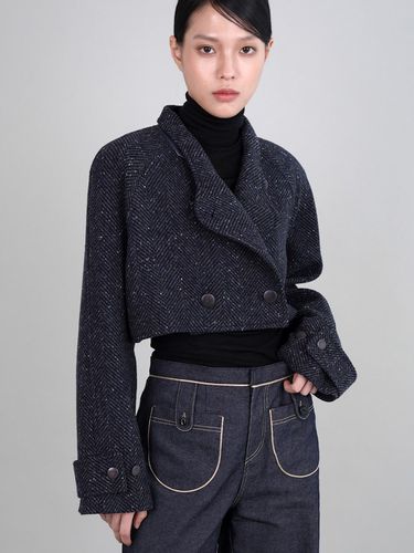 ELISE Raglan Crop Wool Jacket - GAYEON LEE - Modalova