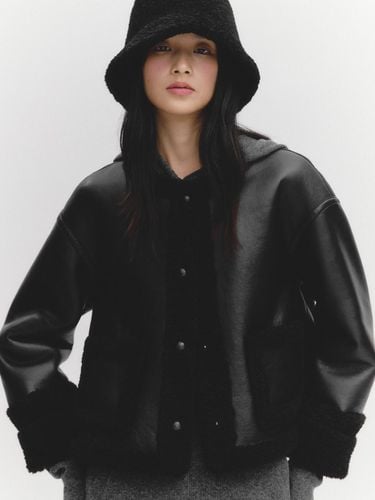 Eco-leather round neck suede jacket (MAEDJK08MBK) - marieclaire - Modalova