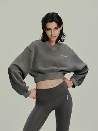 V-neck Pigment Crop Sweatshirt - iba nenets - Modalova