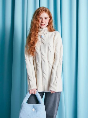 TURTLENECK CABLE LONG KNIT TOP - iba nenets - Modalova