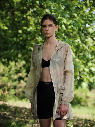 SS Glossy Half Windbreaker_Beige - iba nenets - Modalova