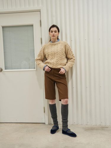 Mordern Half Pants (Brown) - lecelona - Modalova