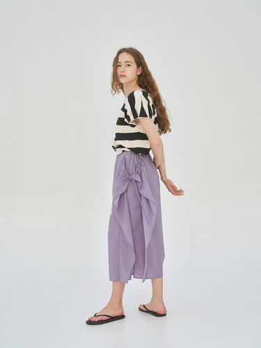 Wings long skirt (lavender) - lecelona - Modalova