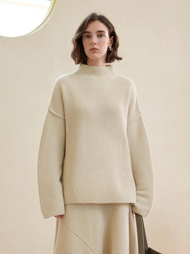 YY_Loose turtleneck sweater_Light Beige - yyiam - Modalova