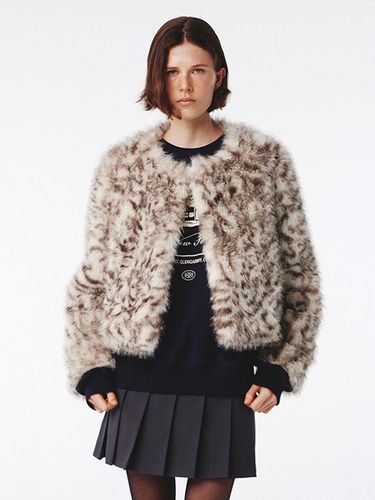 Faux Fur Short Jacket - Kijun - Modalova