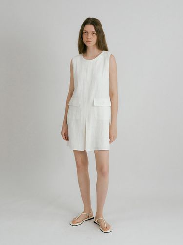 POCKET MINI DRESS (WHITE) - Lemme - Modalova