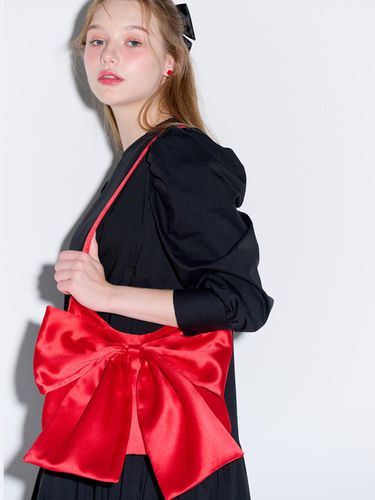 Big Ribbon Satin Bag Red - OPENING SUNSHINE - Modalova