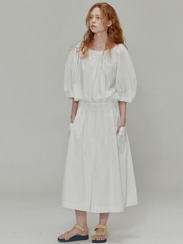 Balloon shirring pleated dress_White - OPENING SUNSHINE - Modalova