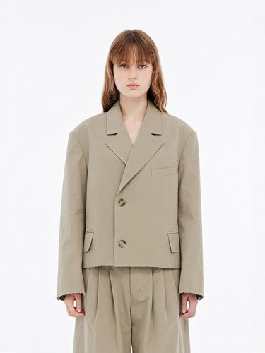 Single Brested Cropped Blazer_Khaki - J KOO - Modalova