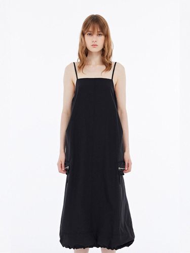 Pocket Detail Midi Dress_Black - J KOO - Modalova