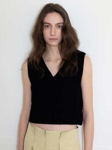 TATA KNIT TOP (BLACK) - H8 - Modalova