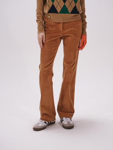 CORDUROY SLIM FIT BOOT CUT PANTS - Mardi Mercredi Actif - Modalova