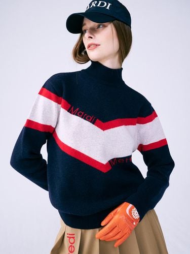 V LOGO JACQUARD HIGH NECK KNIT_NAVY RED - Mardi Mercredi Actif - Modalova