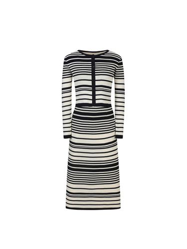 Stripe Knit Cardigan dress Set-up (TJOCH2927) - VIKI - Modalova