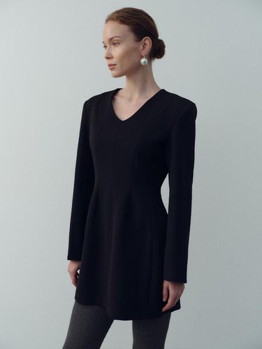 V neck mini dress_black - ARCHAIC - Modalova