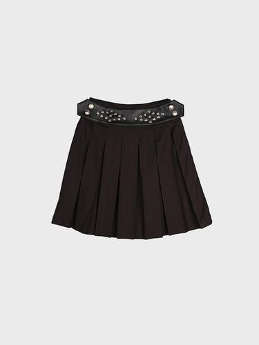 F WYBIE PLEATED SKIRT IN BLACK - DARED - Modalova