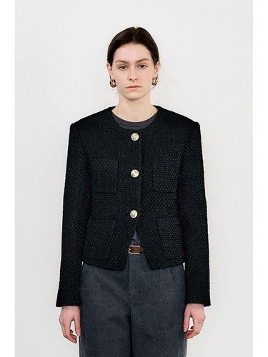 A black crop jacket - J KOO - Modalova